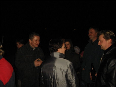 http://www.jormannsdorf.at/ff/bildergalerie/cache/vs_2004%20Osterfeuer_ostern021.jpg